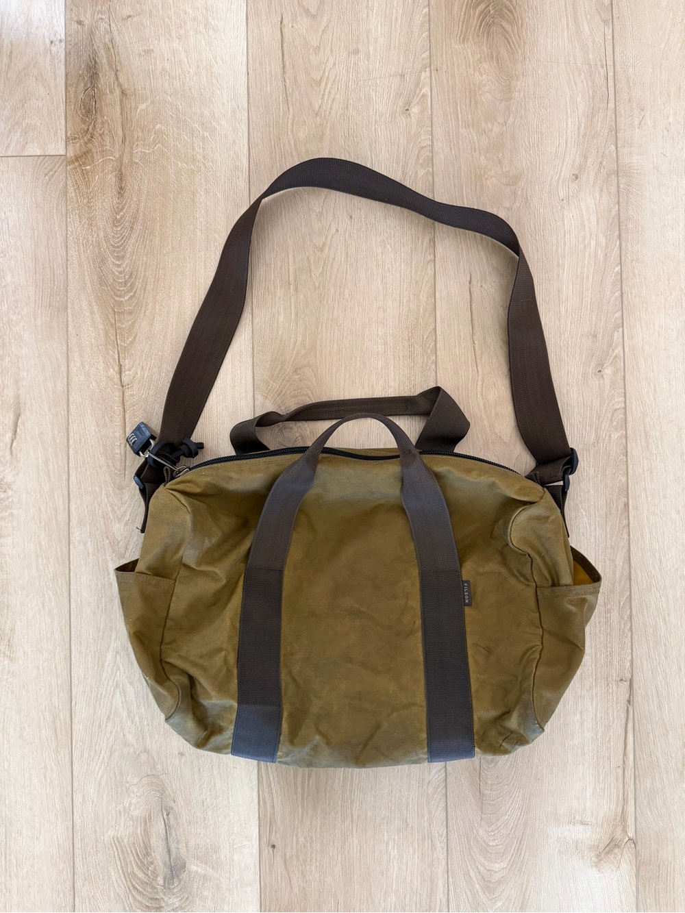 Filson Field Duffel Rugged Twill Twin Cloth Bag.